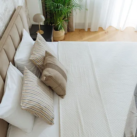 Heart Center Apartment *