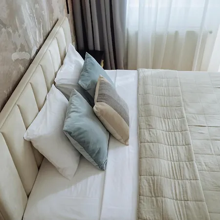 Apartment Heart Center *